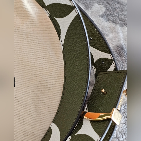 Louis VUITTON MONOGRAM GIANT BELT KHAKI BEIGE SIZE 90CM or 36US , Preowned - Picture 5 of 15